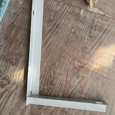 Ein guter Preis. Verschiedene Größen Tray Typ Horizontale Biegung mit einfachen Bolzen und Muttern Installation Online