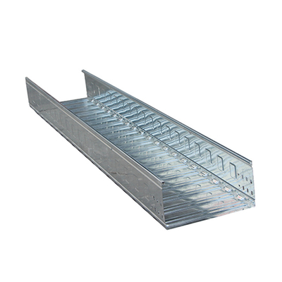 Un bon prix. Contenant de câble résistant à la rouille en acier galvanisé avec ventilation ou rainure de perforation en ligne