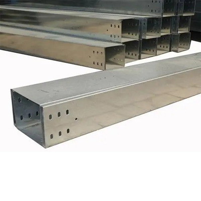 qualité 50mm-1000mm largeur plaqué support de câble en acier La solution parfaite pour les besoins de gestion des câbles usine